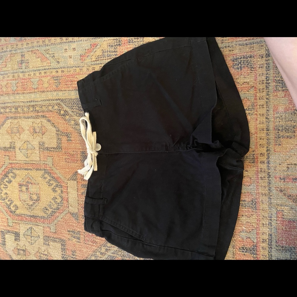 Black “Full Tilt” shorts.